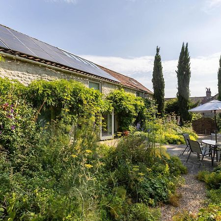 Noelle'S Cottages, The Barn Pickering Exterior photo
